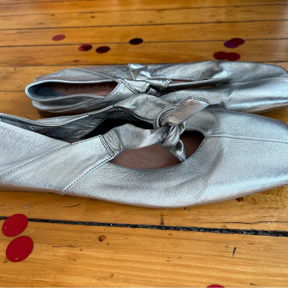 Silver Bow Ballet Flats - Picture 4 of 5